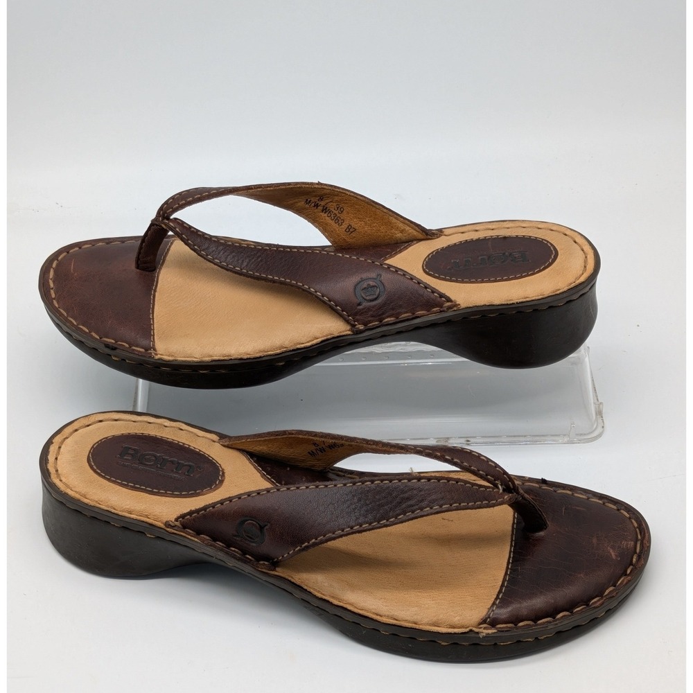 Born Womens 8 39 Brown Leather Thong Sandals Comfort Slip On Low Heel